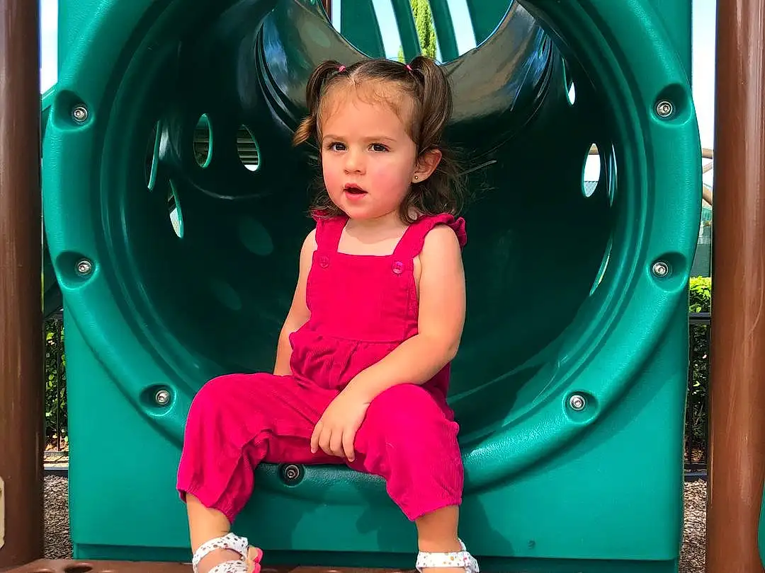 Green, Vroom Vroom, Pink, Leisure, Fun, Window, Playground, Toddler, Recreation, Child, Automotive Tire, Vehicle Door, Play, Happy, T-shirt, Magenta, Electric Blue, Outdoor Play Equipment, Machine, Person