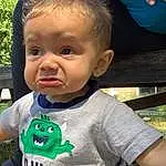 Nose, Cheek, Plant, Mouth, Leaf, Sleeve, Happy, Grass, Tree, Finger, T-shirt, Cool, Baby & Toddler Clothing, Toddler, Leisure, Child, Thumb, Fun, Wood, Sitting, Person
