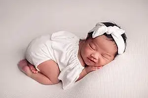 First name baby Ariella