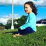Cloud, Sky, Head, Plant, Smile, Daytime, People In Nature, Flash Photography, Standing, Happy, Sunlight, Tree, Grass, Leisure, T-shirt, Grassland, Public Space, Toddler, Morning, Summer, Person