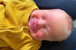 First name baby Leighton