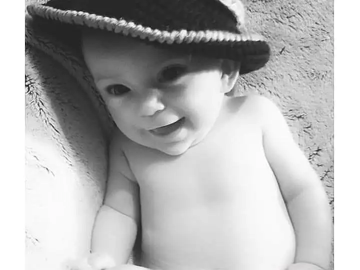 Lip, Eyes, Facial Expression, Hat, White, Smile, Black, Flash Photography, Sun Hat, Happy, Style, Black-and-white, Headgear, Eyelash, Thigh, People, Toddler, Baby, Beauty, Person, Headwear