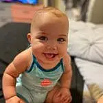 Face, Nose, Smile, Cheek, Skin, Head, Chin, Hand, Eyebrow, Eyes, Facial Expression, Mouth, Standing, Iris, Gesture, Happy, Baby & Toddler Clothing, Finger, Toddler, Fun, Person, Joy