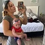 Joint, Skin, Picture Frame, Hairstyle, Arm, Shoulder, Leg, Shorts, Thigh, Comfort, Finger, Happy, Luggage And Bags, Toddler, Fun, Baby, Couch, T-shirt, Event, Person