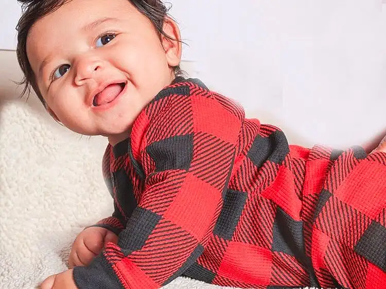 Face, Skin, Smile, Baby & Toddler Clothing, Tartan, Sleeve, Flash Photography, Collar, Comfort, Toddler, Plaid, Dress Shirt, Happy, Pattern, T-shirt, Child, Linens, Baby, Carmine, Sitting, Person