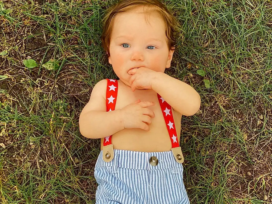 Face, Skin, Plant, Hand, Eyes, People In Nature, Stomach, Leaf, Baby & Toddler Clothing, Human Body, Happy, Grass, Waist, Baby, Chest, Thigh, Trunk, Toddler, Person