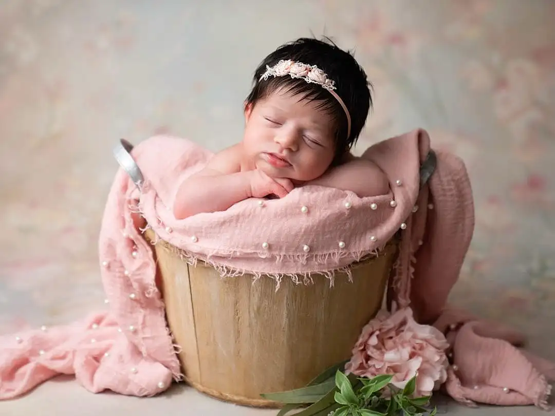 Baby & Toddler Clothing, Flash Photography, Happy, Baby, Pink, Headgear, Toddler, Headpiece, Jewellery, Headband, Hair Accessory, Fashion Accessory, Peach, Child, Sitting, Grass, Sweetness, Icing, Portrait Photography, Baby Products, Person