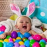 Smile, Textile, Toy, Happy, Toddler, Ball Pit, Fun, Child, Sweetness, Party Supply, Easter, Event, Room, Baby Products, Play, Baby Toys, Baby, Leisure, Party, Confectionery, Person